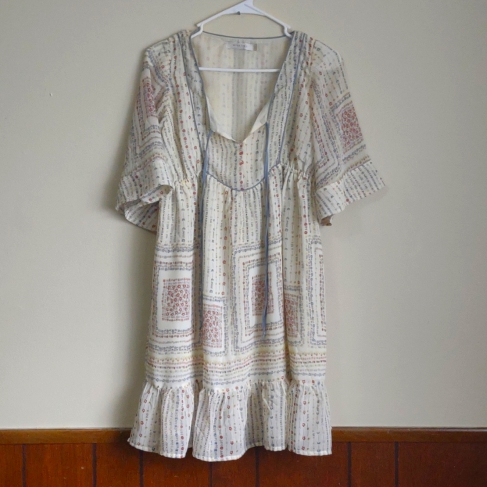 MinkPink by Urban Outfitters dress. Size S Pretty floral Boho Lined Romantic